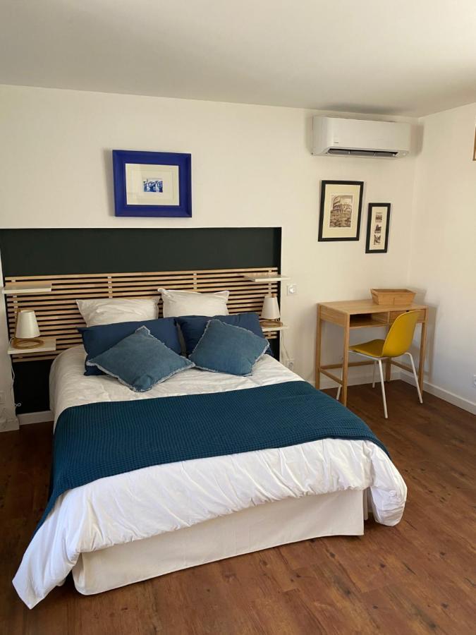 Villa Les cèdres à Uzès Extérieur photo