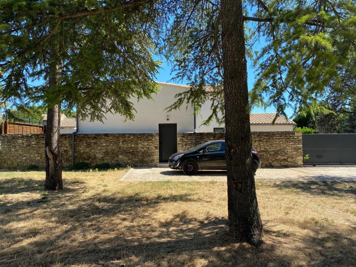 Villa Les cèdres à Uzès Extérieur photo